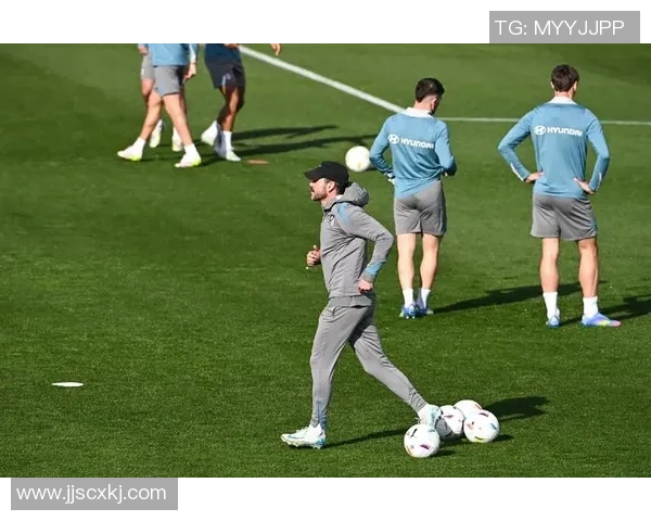 西甲国王杯激战马竞与巴萨谁能笑到最后决战时刻引人期待 西甲国王杯激战马竞与巴萨谁能笑到最后决战时刻引人期待